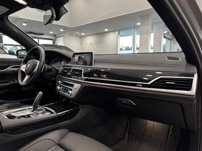 2021 BMW 750i xDrive   - Photo 16 - Gladstone, OR 97027