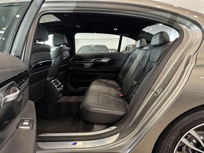 2021 BMW 750i xDrive - Photo 12 - Gladstone, OR 97027