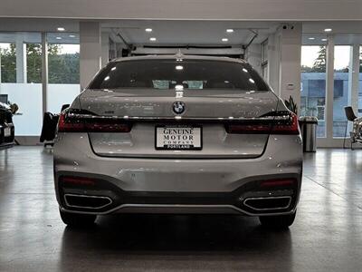 2021 BMW 750i xDrive - Photo 5 - Gladstone, OR 97027