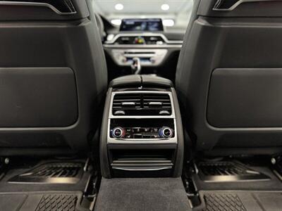 2021 BMW 750i xDrive   - Photo 21 - Gladstone, OR 97027
