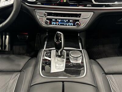2021 BMW 750i xDrive   - Photo 34 - Gladstone, OR 97027