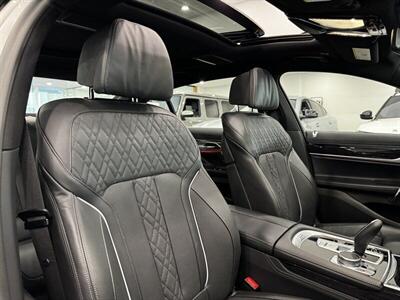 2021 BMW 750i xDrive - Photo 23 - Gladstone, OR 97027