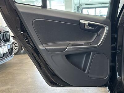 2013 Volvo S60 T5   - Photo 15 - Gladstone, OR 97027