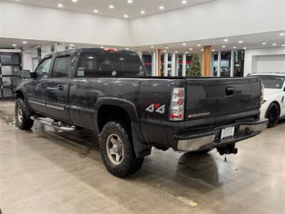 2005 Chevrolet Silverado 2500 LT - Photo 4 - Gladstone, OR 97027
