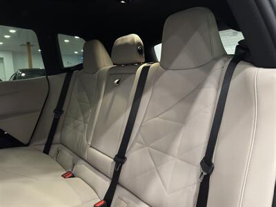 2022 BMW iX xDrive50   - Photo 16 - Gladstone, OR 97027