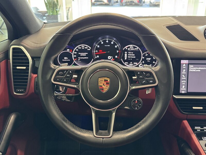 2021 Porsche Cayenne Coupe photo 20