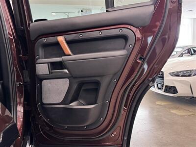 2023 Land Rover Defender X   - Photo 16 - Gladstone, OR 97027