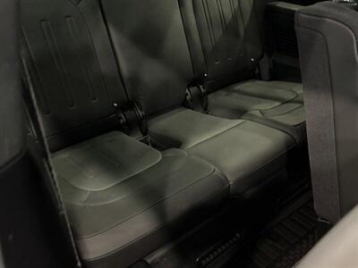 2023 Land Rover Defender X   - Photo 22 - Gladstone, OR 97027