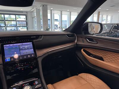2023 Jeep Grand Cherokee Summit   - Photo 20 - Gladstone, OR 97027