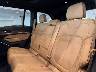 2023 Jeep Grand Cherokee Summit   - Photo 17 - Gladstone, OR 97027