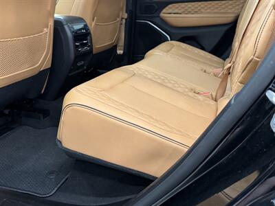 2023 Jeep Grand Cherokee Summit   - Photo 19 - Gladstone, OR 97027