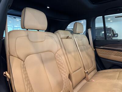 2023 Jeep Grand Cherokee Summit   - Photo 18 - Gladstone, OR 97027