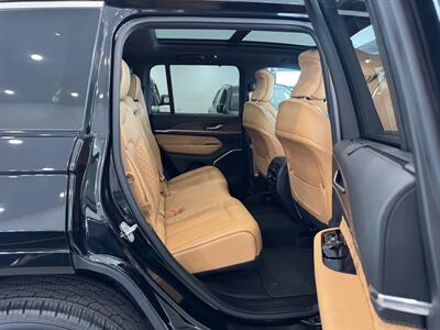 2023 Jeep Grand Cherokee Summit   - Photo 10 - Gladstone, OR 97027