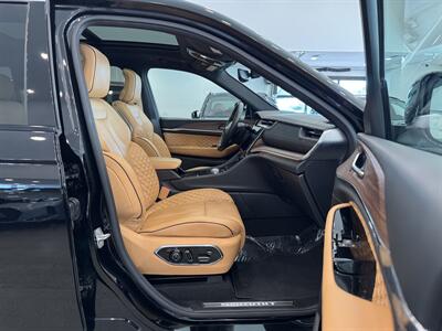 2023 Jeep Grand Cherokee Summit   - Photo 9 - Gladstone, OR 97027