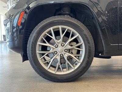 2023 Jeep Grand Cherokee Summit   - Photo 33 - Gladstone, OR 97027