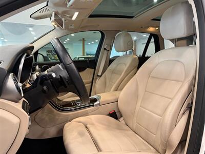 2020 Mercedes-Benz GLC 300 4MATIC®   - Photo 6 - Gladstone, OR 97027