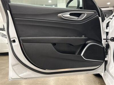 2018 Alfa Romeo Giulia Ti Sport   - Photo 13 - Gladstone, OR 97027