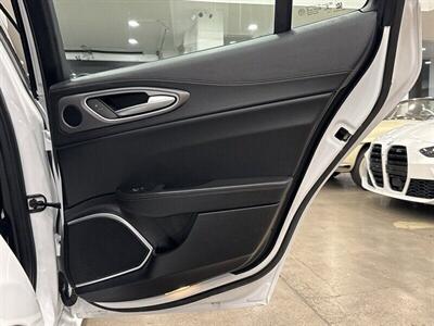 2018 Alfa Romeo Giulia Ti Sport   - Photo 16 - Gladstone, OR 97027