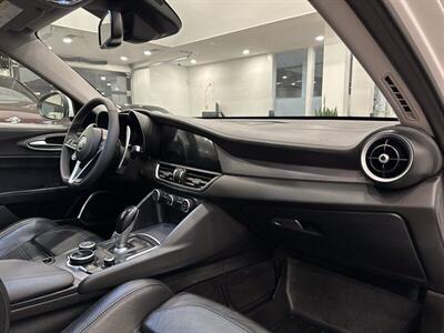 2018 Alfa Romeo Giulia Ti Sport   - Photo 24 - Gladstone, OR 97027