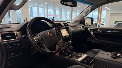 2019 Lexus GX 460 - Photo 5 - Gladstone, OR 97027