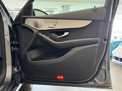 2021 Mercedes-Benz GLC 300 4MATIC   - Photo 14 - Gladstone, OR 97027