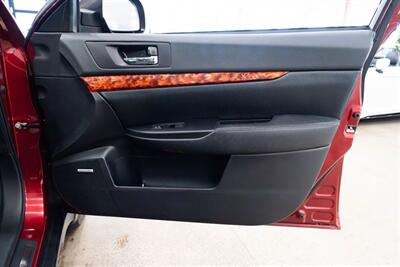 2012 Subaru Outback 2.5i Limited   - Photo 24 - Gladstone, OR 97027