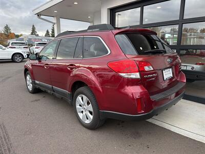 2012 Subaru Outback 2.5i Limited   - Photo 2 - Gladstone, OR 97027