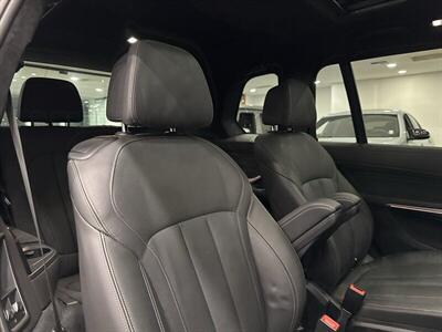 2022 BMW X7 M50i - Photo 14 - Gladstone, OR 97027