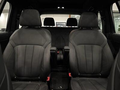 2022 BMW X7 M50i - Photo 12 - Gladstone, OR 97027