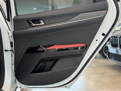2025 Kia K5 GT-Line   - Photo 16 - Gladstone, OR 97027