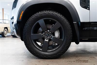 2021 Land Rover Defender X-Dynamic HSE - Photo 7 - Gladstone, OR 97027