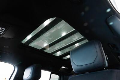 2021 Land Rover Defender X-Dynamic HSE - Photo 19 - Gladstone, OR 97027