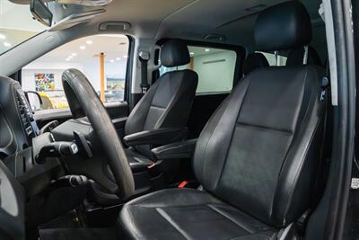 2017 Mercedes-Benz Metris Passenger   - Photo 8 - Gladstone, OR 97027