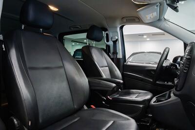 2017 Mercedes-Benz Metris Passenger   - Photo 13 - Gladstone, OR 97027