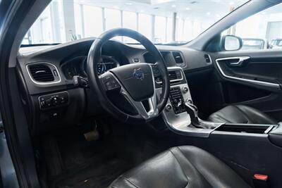 2017 Volvo V60 T5 Premier   - Photo 7 - Gladstone, OR 97027