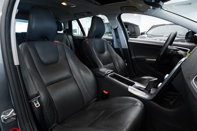 2017 Volvo V60 T5 Premier   - Photo 10 - Gladstone, OR 97027