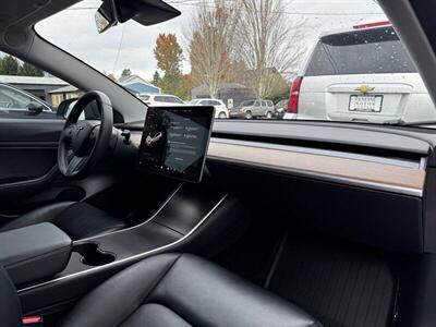 2019 Tesla Model 3 Mid Range - Photo 8 - Gladstone, OR 97027
