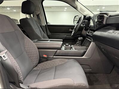 2024 Toyota Tundra SR5 CrewMax   - Photo 9 - Gladstone, OR 97027