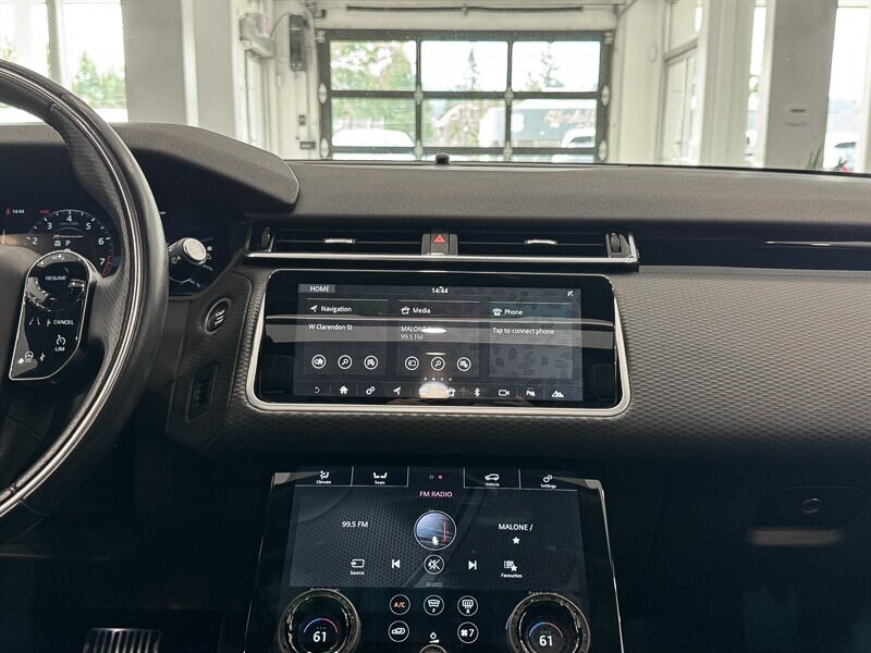 2018 Land Rover Range Rover Velar R-Dynamic SE photo 32