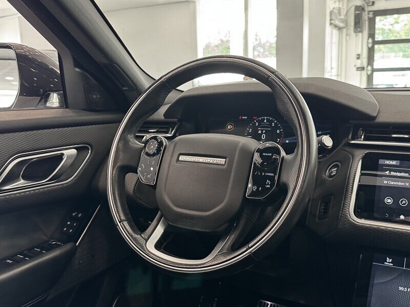 2018 Land Rover Range Rover Velar R-Dynamic SE photo 29