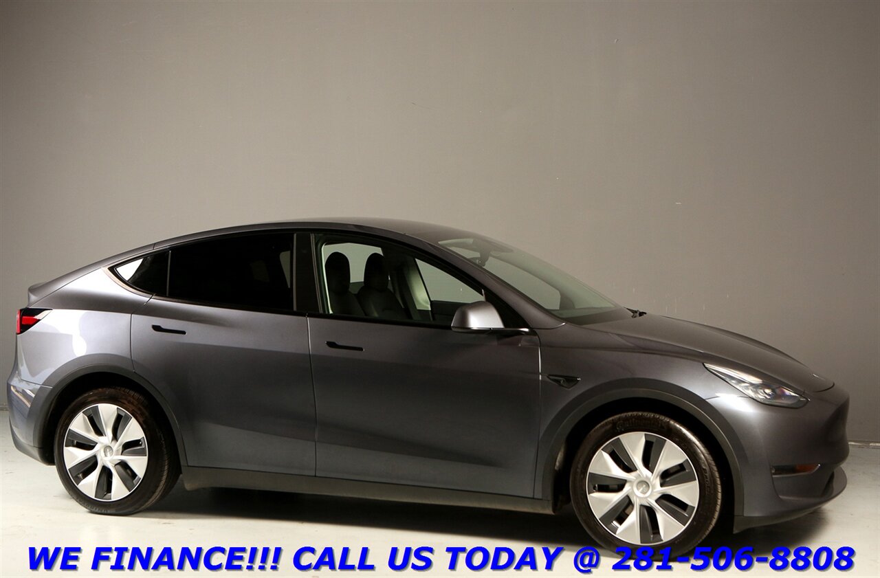 2024 Tesla Model Y 2024 Long Range AWD FSD4 AUTOPILOT PANO WOOD 12K - Photo 7 - Houston, TX 77031