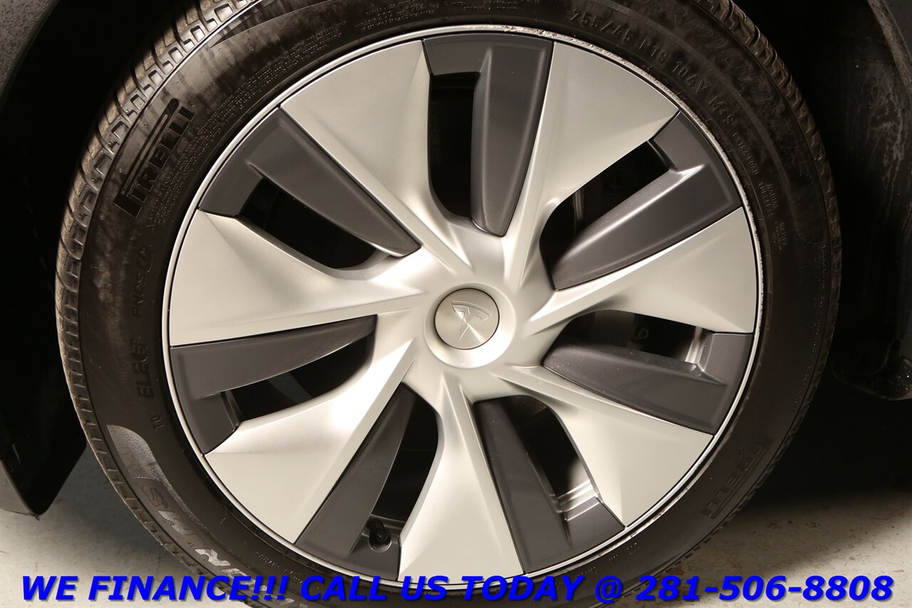 2024 Tesla Model Y 2024 Long Range AWD FSD4 AUTOPILOT PANO WOOD 12K - Photo 24 - Houston, TX 77031