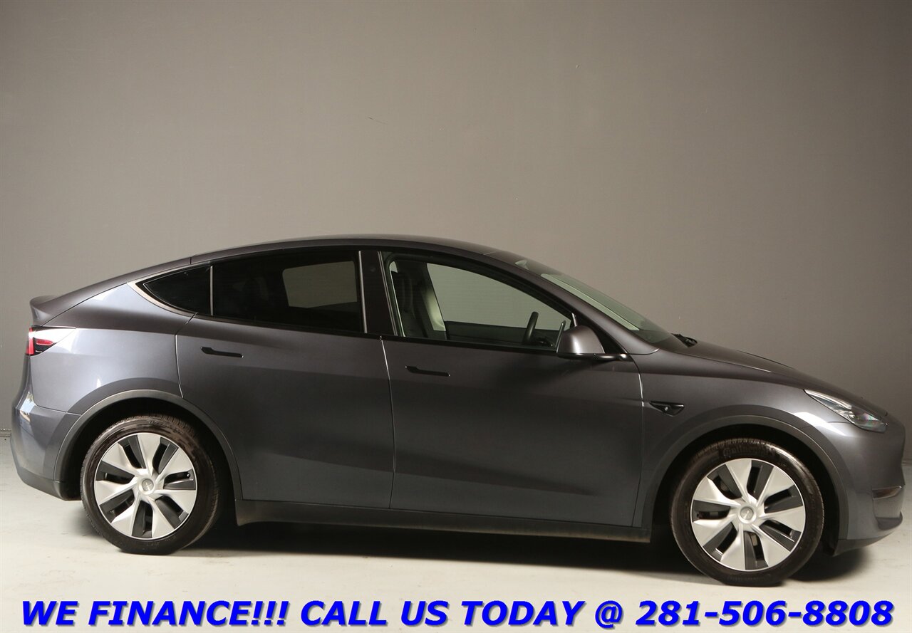 2024 Tesla Model Y 2024 Long Range AWD FSD4 AUTOPILOT PANO WOOD 12K - Photo 6 - Houston, TX 77031
