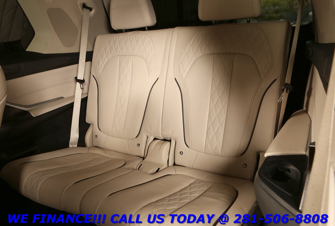 2020 BMW X7 2020 xDrive40i INDIVIDUAL AWD HUD PANO ADAPT 7PASS   - Photo 23 - Houston, TX 77031