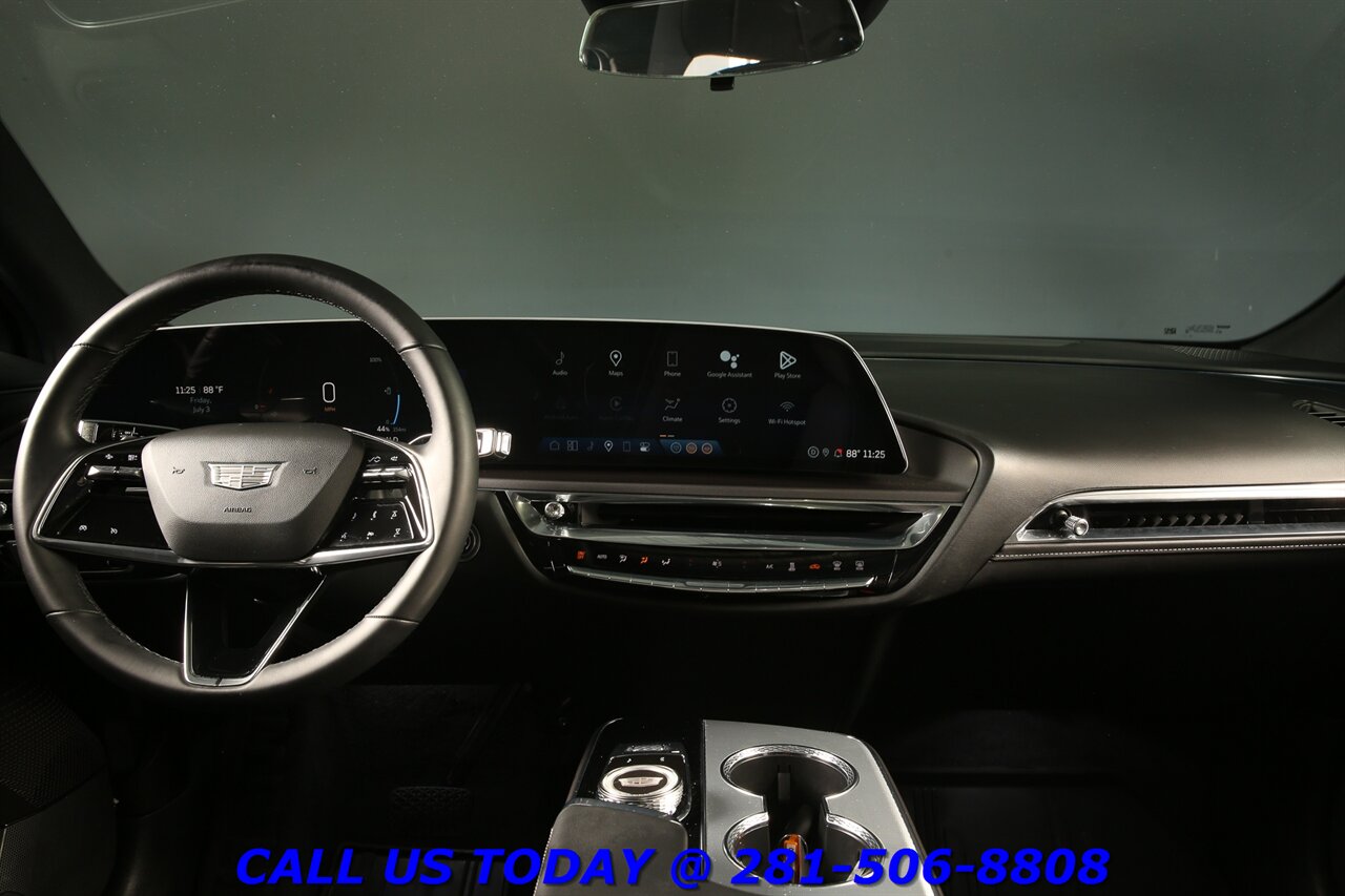2024 Cadillac LYRIQ 2024 Tech CARPLAY PANO ADAPT 15K MLS!! - Photo 3 - Houston, TX 77031