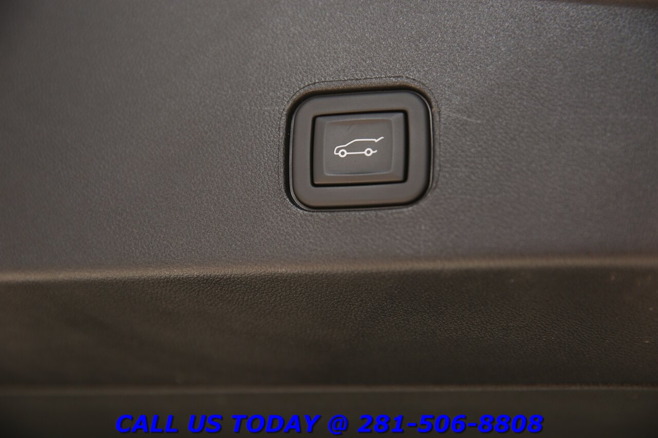 2024 Cadillac LYRIQ 2024 Tech CARPLAY PANO ADAPT 15K MLS!! - Photo 28 - Houston, TX 77031