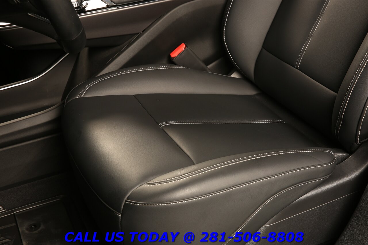 2024 Cadillac LYRIQ 2024 Tech CARPLAY PANO ADAPT 15K MLS!! - Photo 14 - Houston, TX 77031