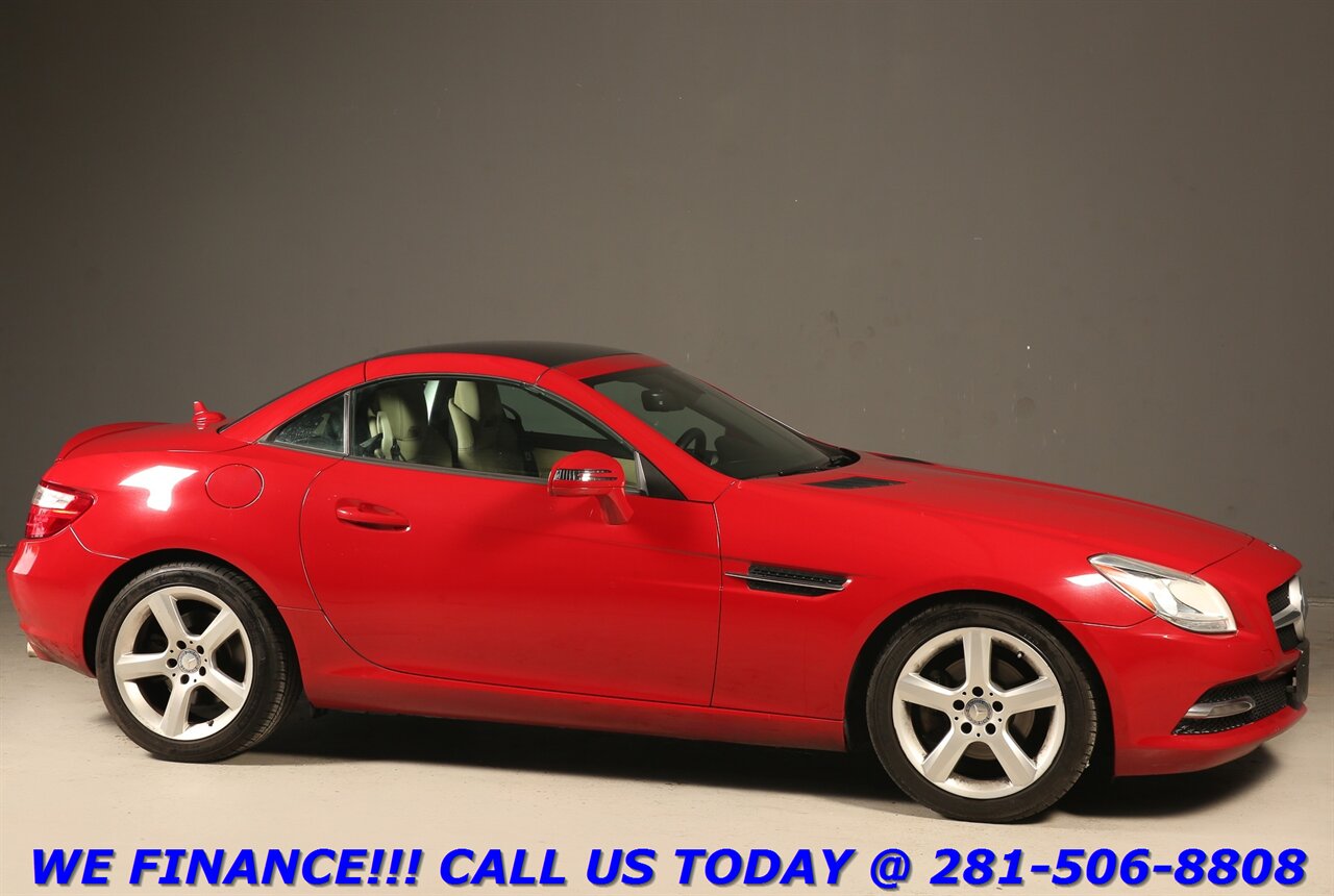 2012 Mercedes-Benz 2012 SLK250 NAV HEATSEAT HARMAN 17 "ALLOYS - Photo 8 - Houston, TX 77031