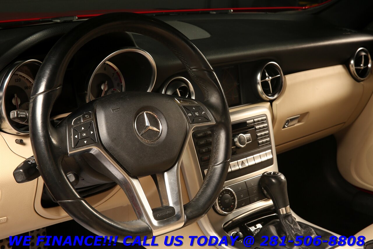 2012 Mercedes-Benz 2012 SLK250 NAV HEATSEAT HARMAN 17 "ALLOYS - Photo 11 - Houston, TX 77031
