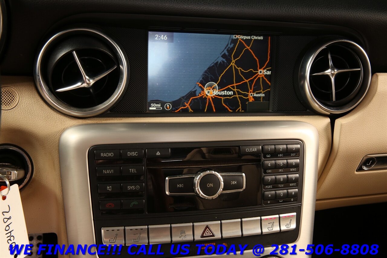 2012 Mercedes-Benz 2012 SLK250 NAV HEATSEAT HARMAN 17 "ALLOYS - Photo 16 - Houston, TX 77031